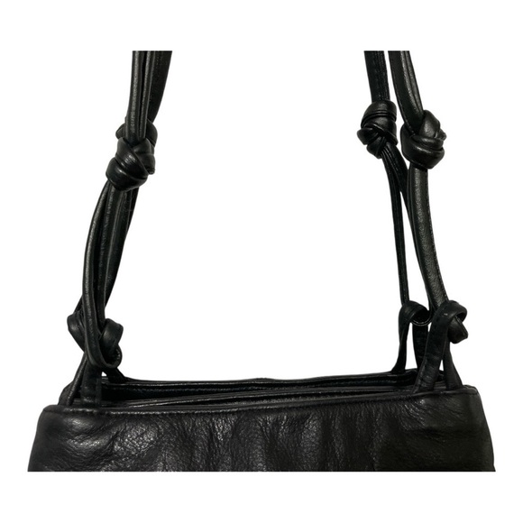 Vintage Saddle River Black Leather Handbag
Purse Knotted Shoulder Strap - Picture 7 of 13